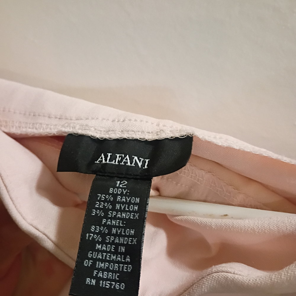 Alfani Pink Capris